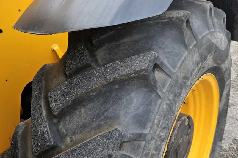 OmecoHub - Immagine JCB 535-140